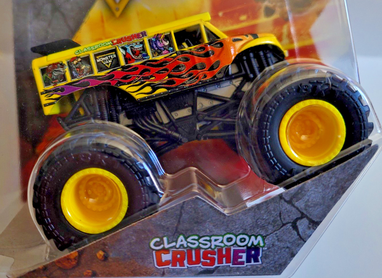 Spin Master 2025 Monster Jam Series 44 Classroom Crusher 1:64th
