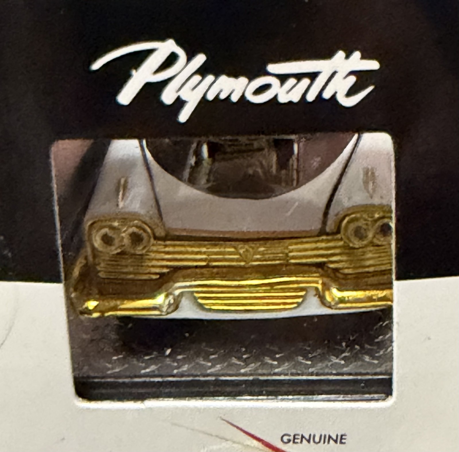 M2 Machines 1958 Plymouh Fury MOPAR GOLD CHASE 1/550