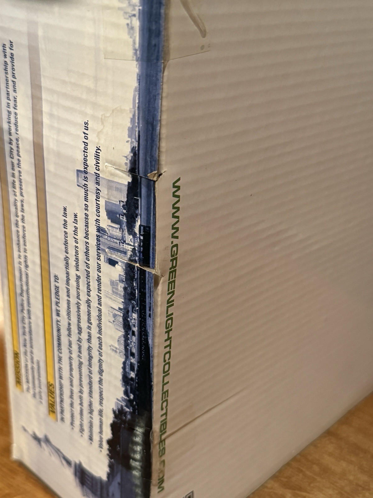 GREENLIGHT 1:64 NYPD 5pack DIORAMAS UNOPENED. Package Not 100% See Pics