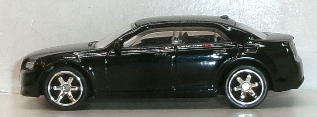 LOOSE 2021 MATCHBOX 1:64 BLACK 2015 CHRYSLER 300 WHEEL SWAP REAL RIDERS
