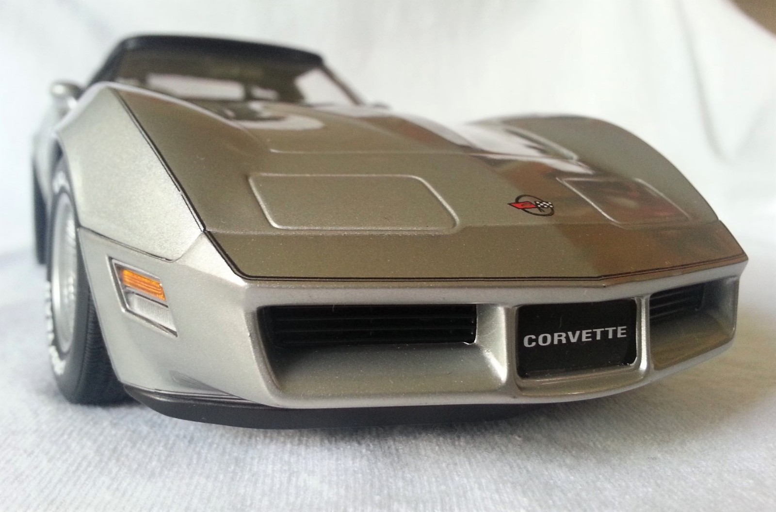 Corvette Chevrolet StingRay Race Car Chevy Classic Hot Rod Metal Promo Model1980