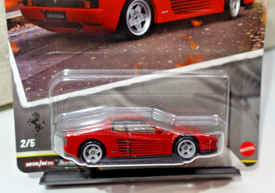 Hot Wheels Car Culture Modern Classics Ferrari Testarossa 1/64