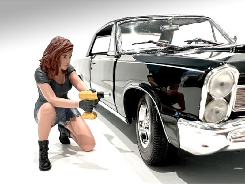 “MUSCLE MECHANICS” FIGURE #3 FOR 1/24 SCALE MODEL BY AMERICAN DIORAMA AD-25203