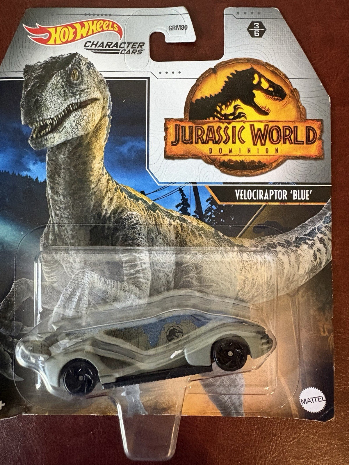 Hot Wheels Lot Jurassic World Series Five (5) Total Cars – NEW IN BOX