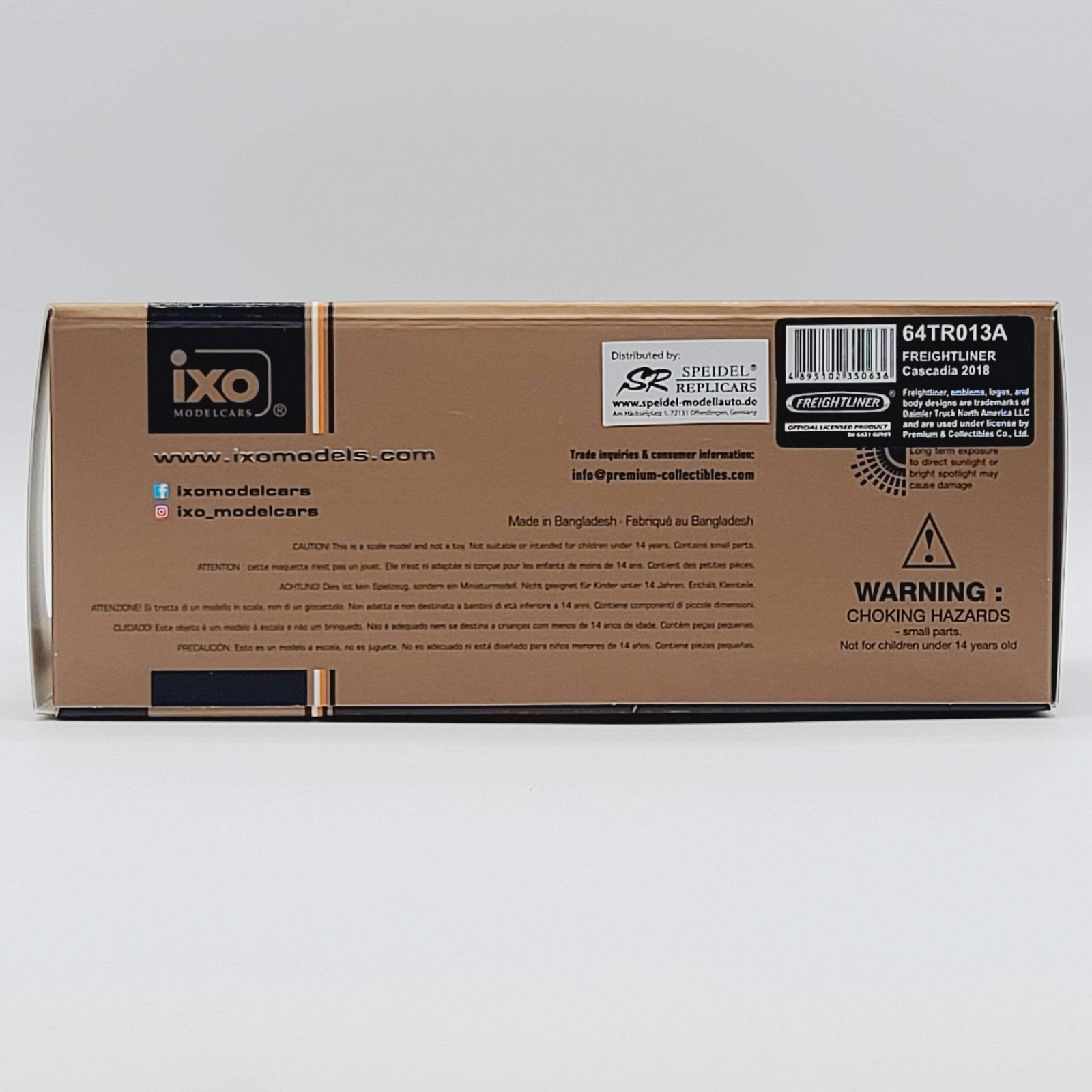 iXO Model Cars ’18 Freightliner Cascadia Semi Truck Cab – 1:64, White (2026)