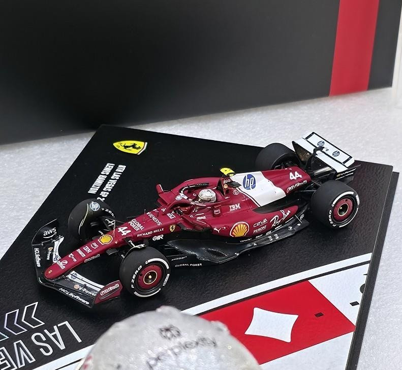 Ferrari SF-25 Las Vegas GP 2025 Lewis Hamilton Looksmart 1/43 #LSSET01