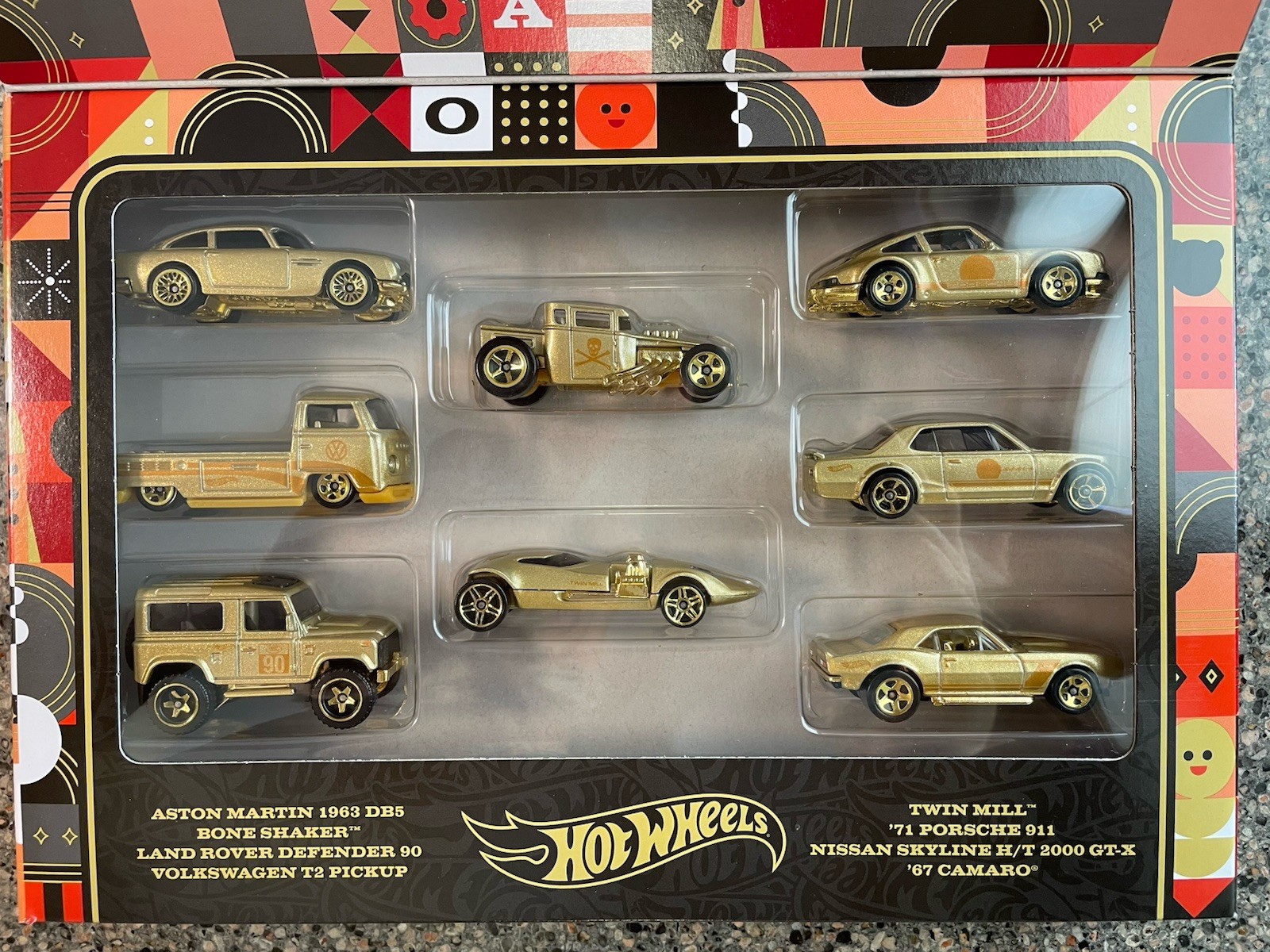 2022 Hot Wheels F.A.O Schwarz 160 Years Gold Box Set 8 Vehicles Porsche 911