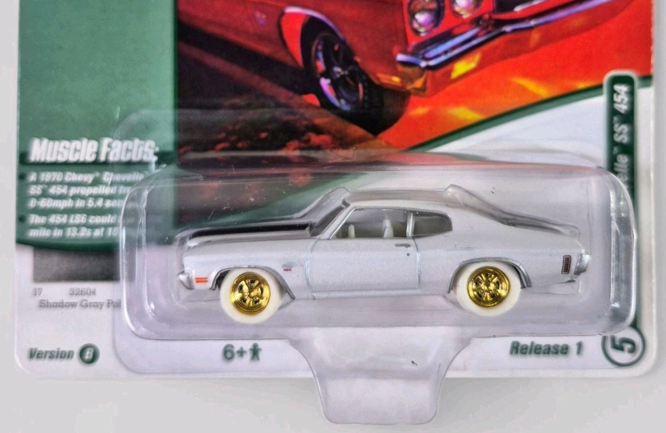 JOHNNY LIGHTNING 1970 CHEVY CHEVELLE SS 454 Rare Collectible CHASE 1:64