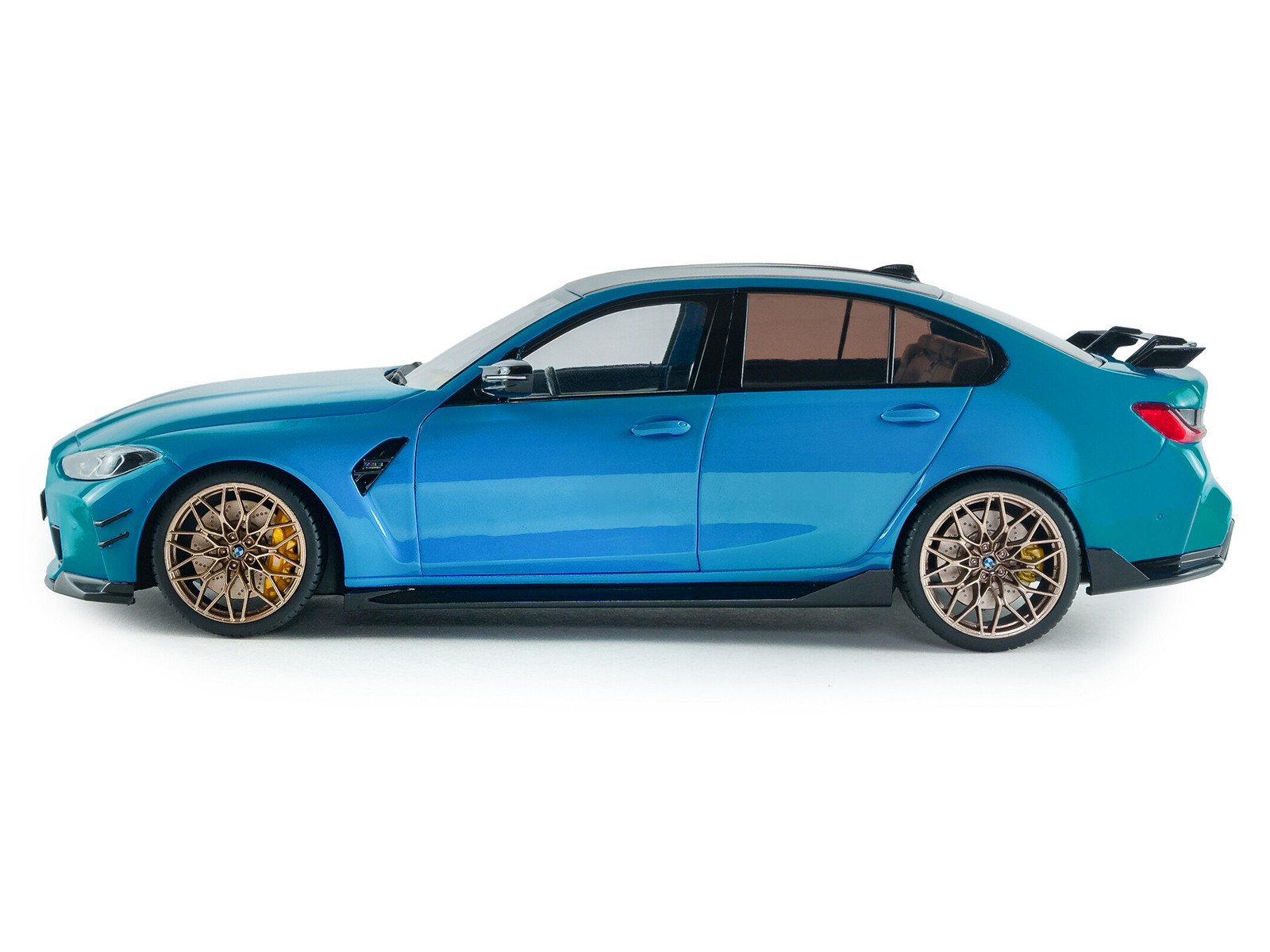 2024 BMW M3 COMPETITION DAYTONA BEACH BLUE 1/18 DIECAST MODEL BY SOLIDO S1814303