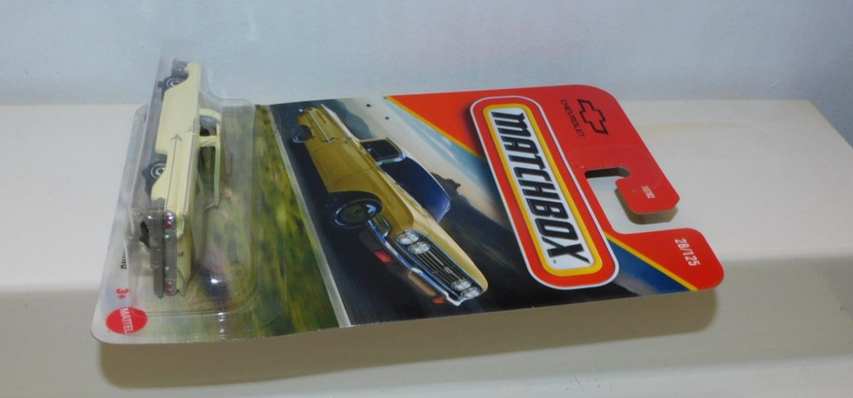 MATCHBOX 2024 #28 1960 CHEVY CAMINO