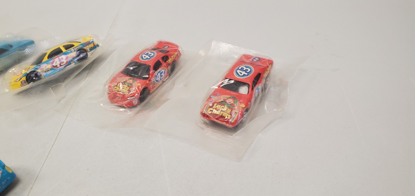 Hot Wheels #43 Richard Petty General Mills Cereal Diecast Cars Lot 1:64 NASCAR
