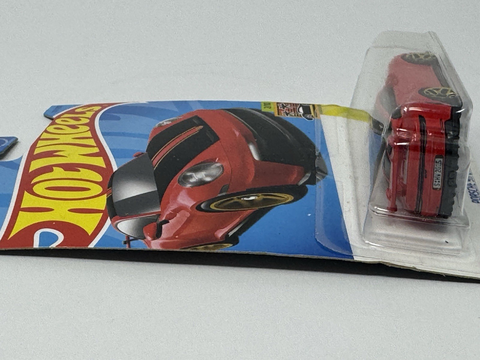 Hot Wheels Exotics Red Porsche 911 GT3 #177 A21