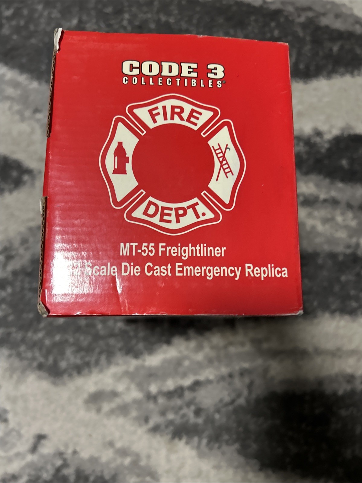 1:32 Code 3 FDNY New York Fire Department Freightliner MT-55 Command Post New
