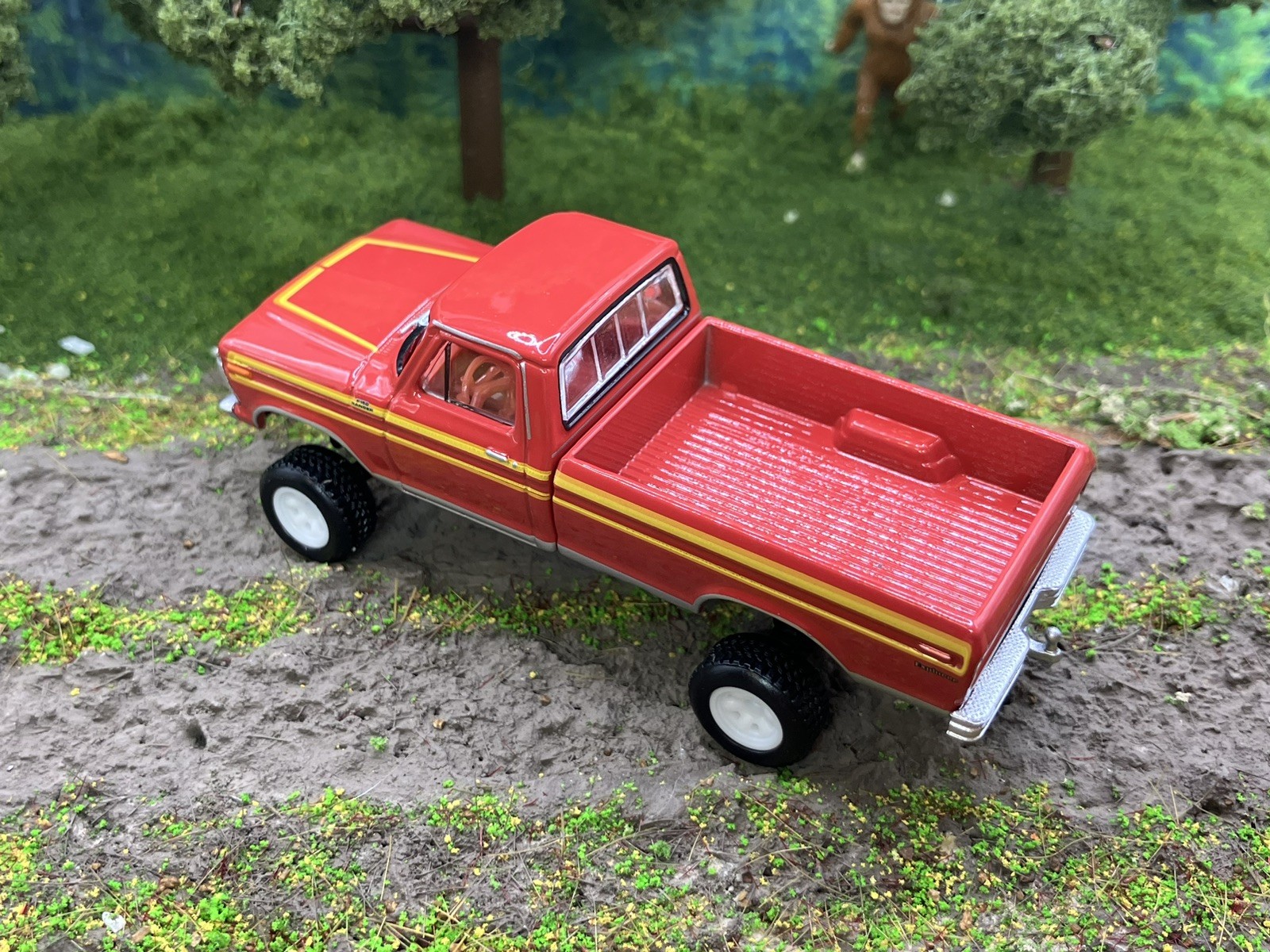 1978 Ford F-150 Ranger Explorer Lifted 4×4 Truck 1/64 Diecast Custom Greenlight