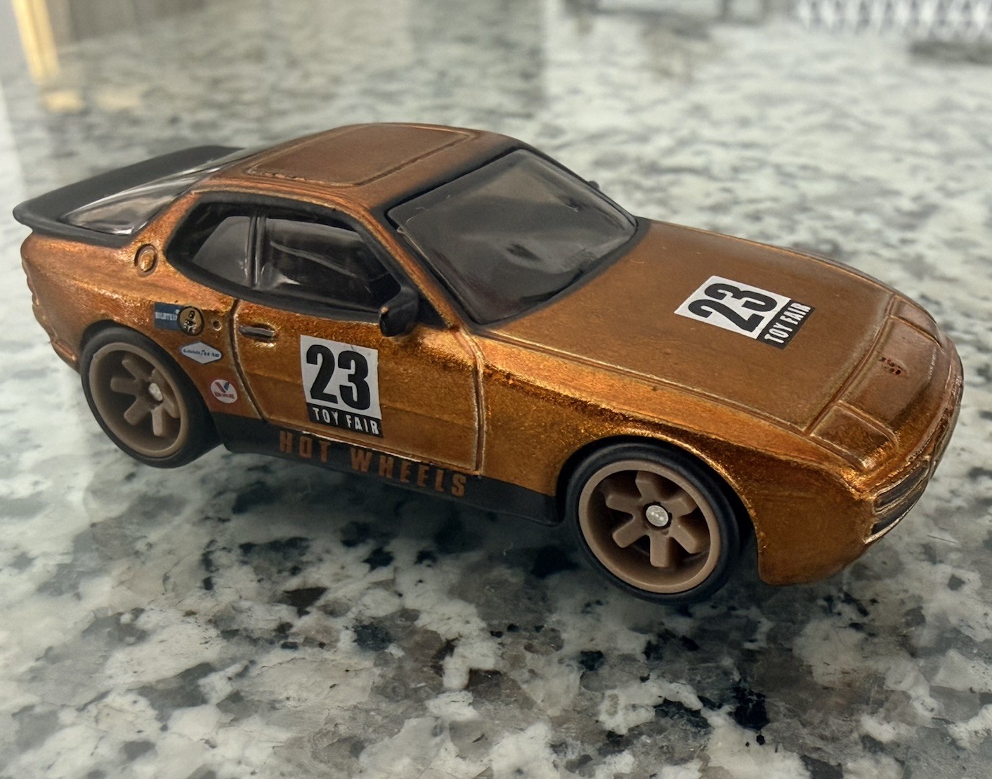 HOT WHEELS 2023 TOY FAIR ORIGINAL MATTEL ’89 PORSCHE 944 TURBO LOOSE NEAR MINT