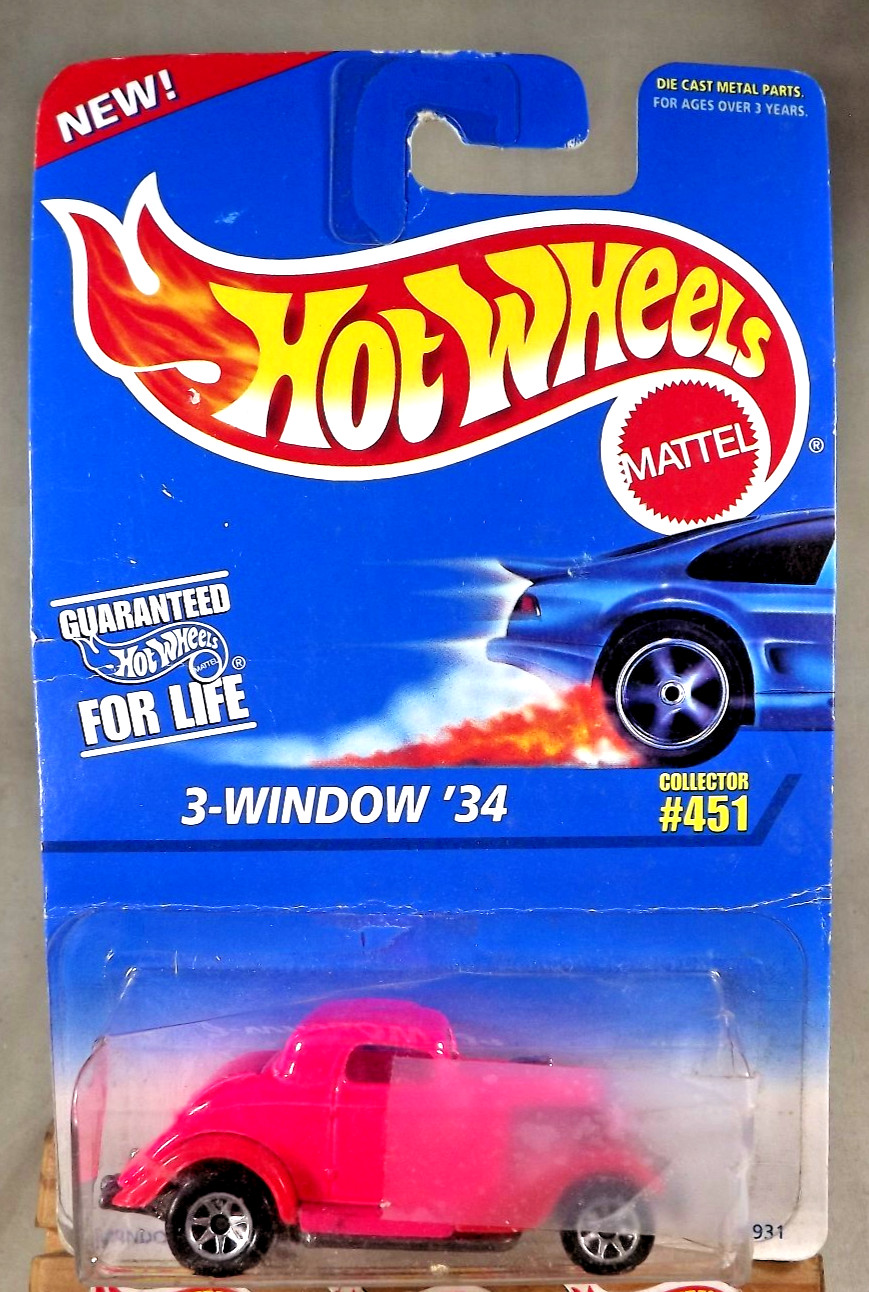 1995 Hot Wheels Blue/White Card – Collector #451 3-WINDOW ’34 Pink w/Chrome 7 Sp