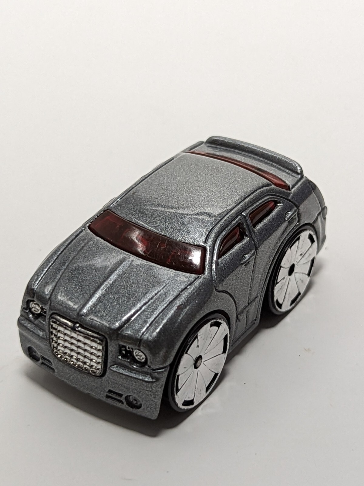 Hot Wheels Loose – Chrysler 300C Hemi – Bling Hubs – Silver – Malaysia | 641