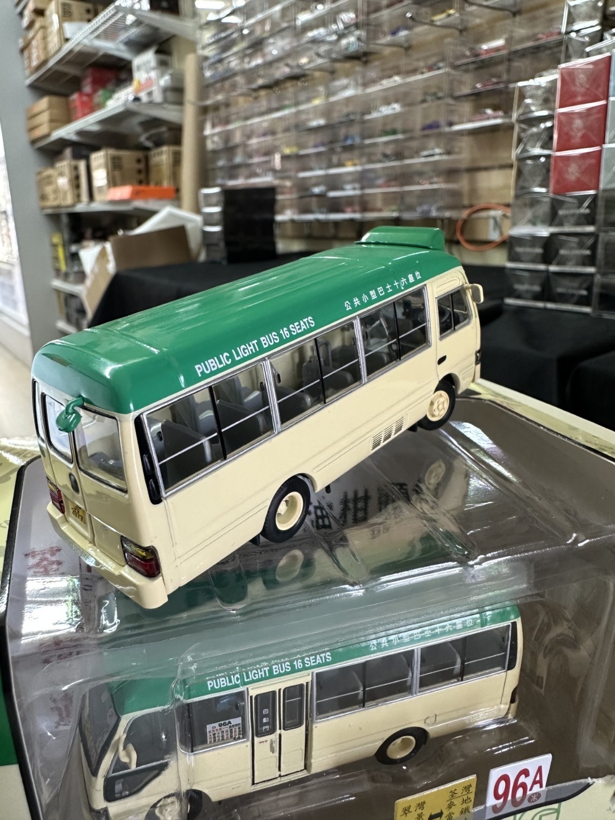 TOYOTA COASTER HONG KONG MINIBUS MINI BUS WHEELS STEER 1/64 DIECAST BY MODEL 1