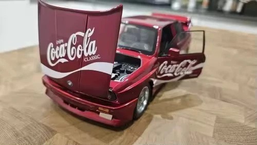 1:24 BMW M3 E30 Diecast Sports Car Model – Sound & Light Floral Edition Toy Gift