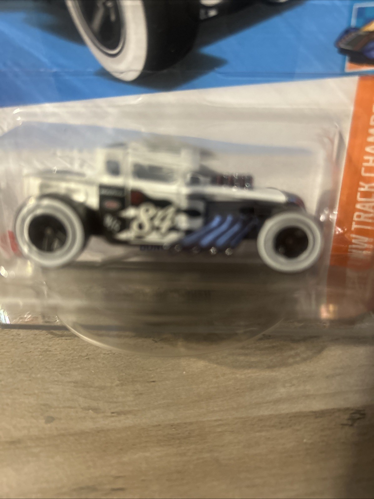 Hot Wheels Treasure Hunt Bone Shaker In Protector Collectors