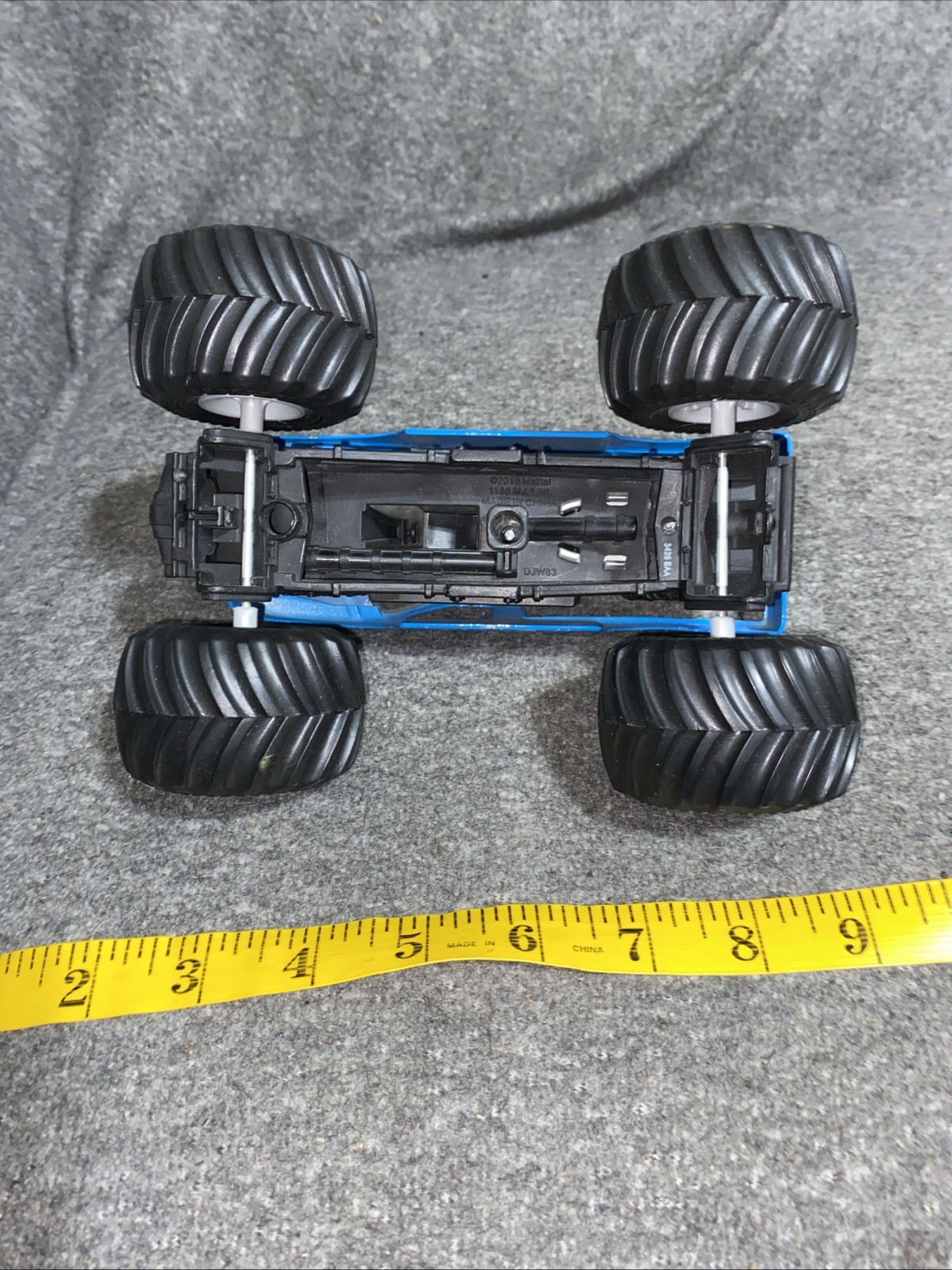 2016 Hot Wheels Monster Jam Truck BLUE THUNDER Light Blue 1:24 scale Diecast