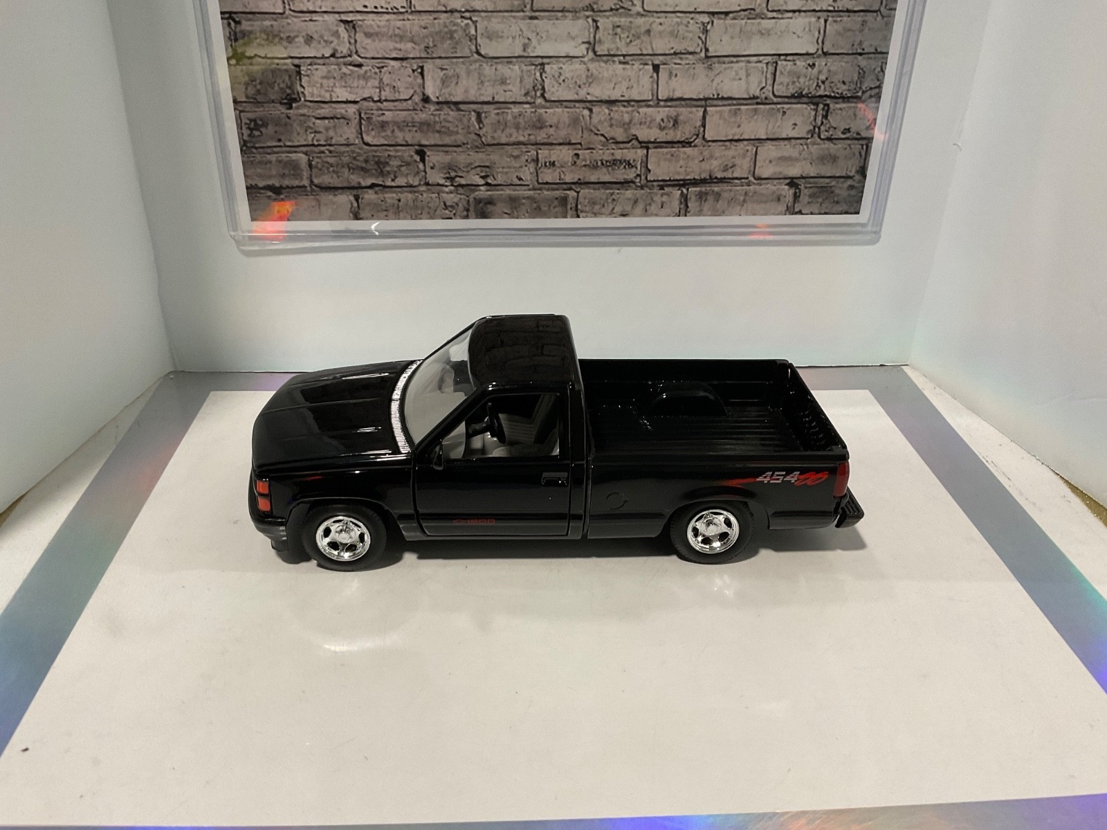 1992 Chevy 454SS Pick Up Truck Showcasts 73203 1/24 Diecast Model Car