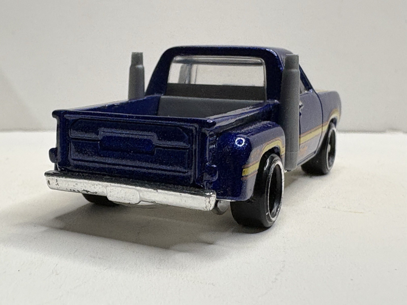 Loose 1978 DODGE WARLOCK PICKUP TRUCK BLUE 1/64 SCALE COLLECTIBLE DIECAST CAR