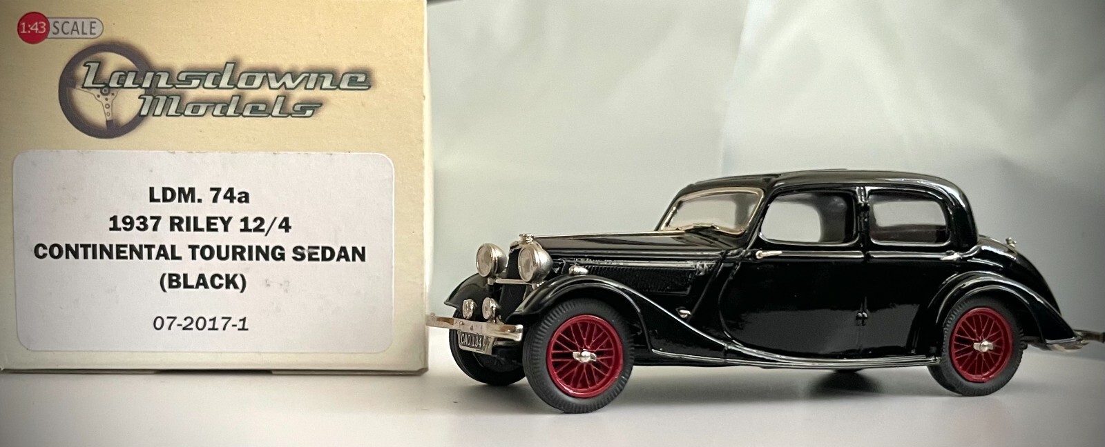 Lansdowne LDM 74a – 1937 Riley 12/4 Continental Touring Sedan (Black)
