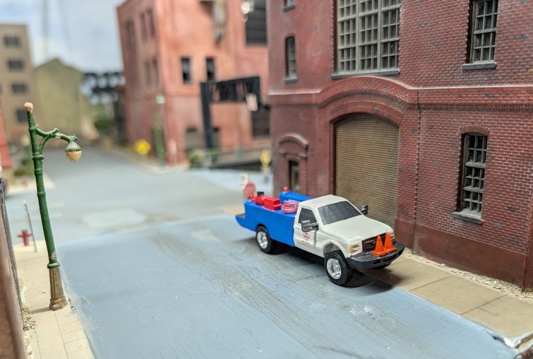Custom Built 1/87 HO Scale Ford F250 Utility/Work Truck, 3D Printed Resin Model