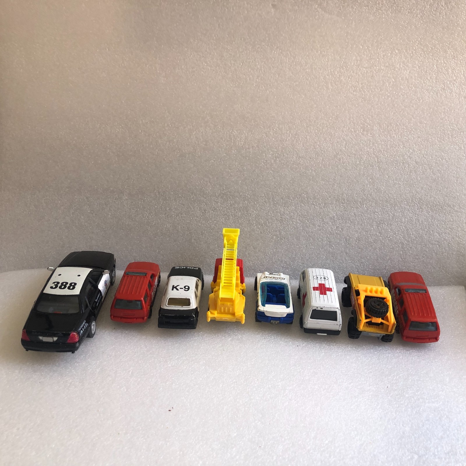 Lot of 8 Hot Wheels, Mattel, Maisto, Kinsmart Police, Fire, Ambulance, & Rescue