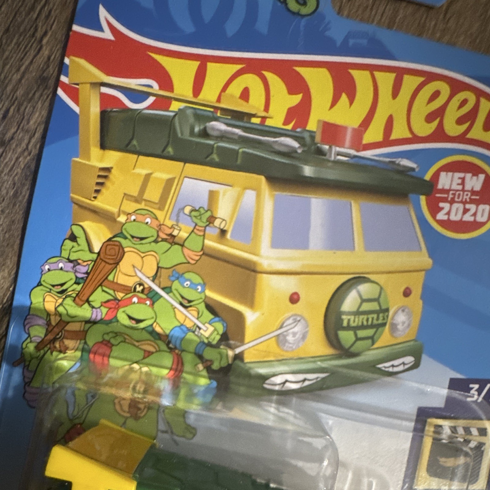 Hot Wheels HW Screen Time TMNT Party Wagon Van Diecast 1:64 Unopened