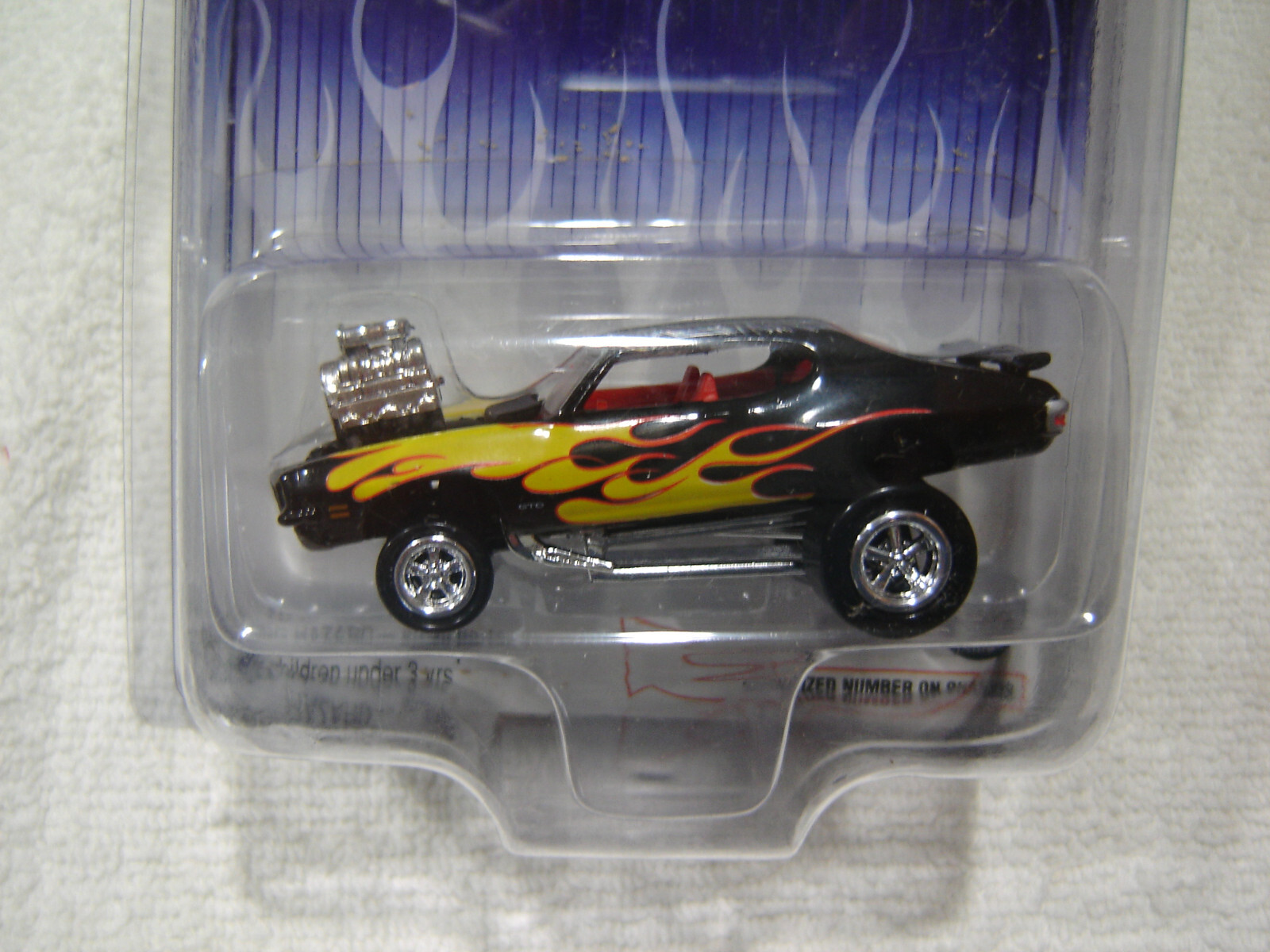 Johnny Lightning Cool Collectibles 1971 GTO Zinger 1/1000 W/PROTECH CAR CASE