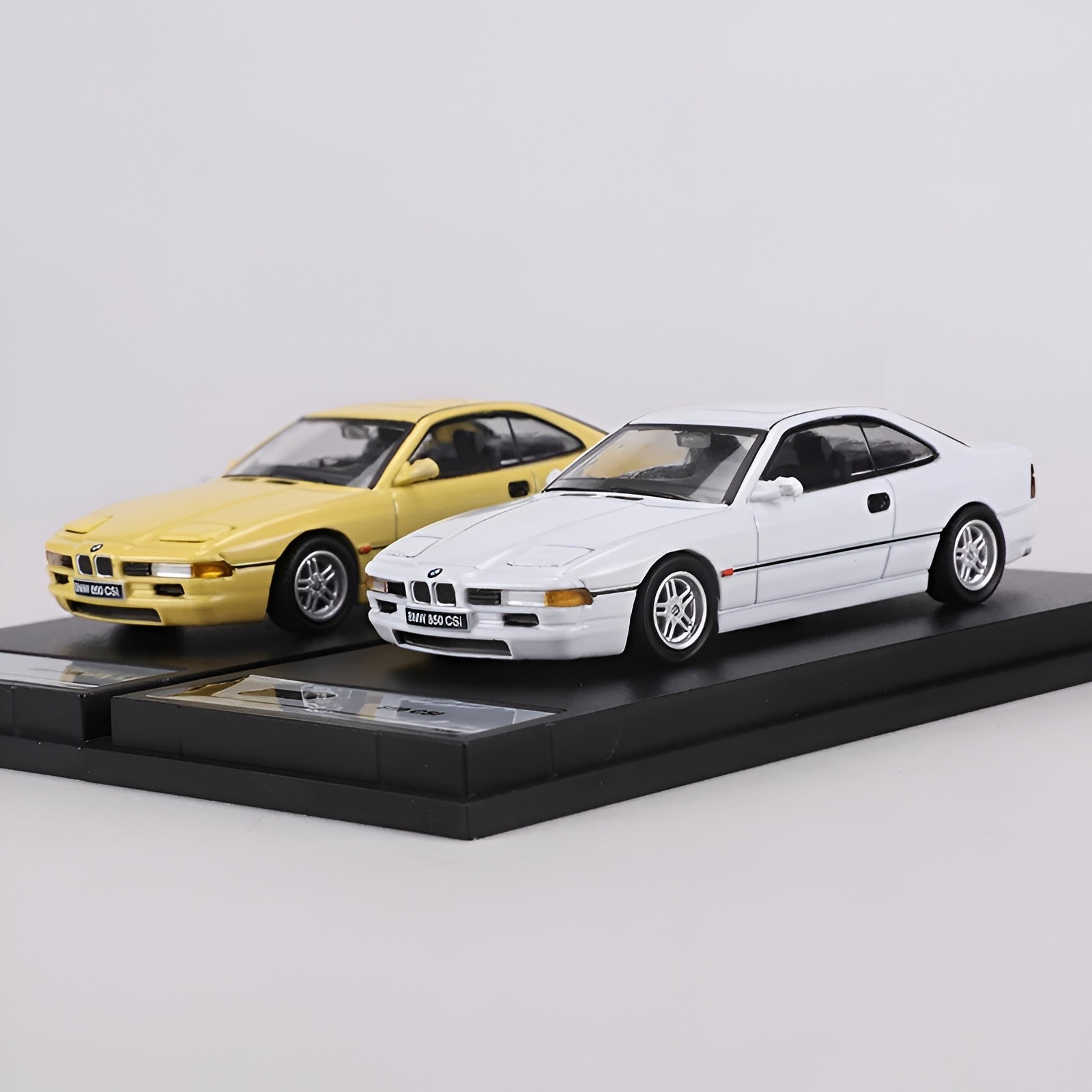 1:64 BMW 850CSI Diecast Alloy Model Car – High-Detail Display Collectible