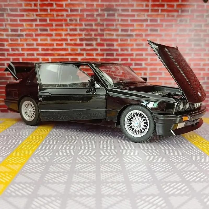 1:24 BMW M3 E30 1988 Mpower Alloy Diecast Sound & Light Car Model Toy Gift NEW