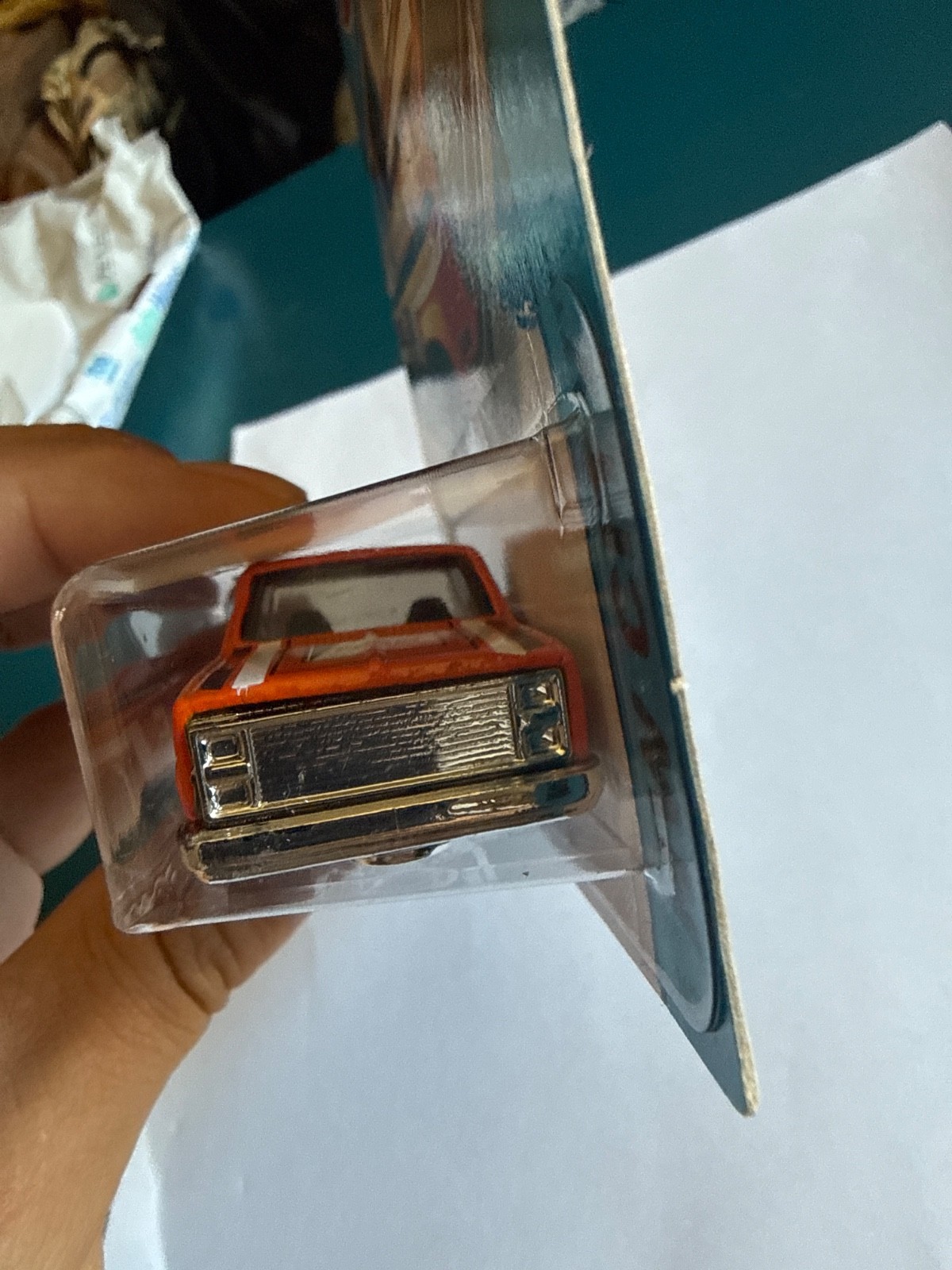 Hot Wheels HW City ’83 Chevy Silverado Fram Orange ( ERROR )