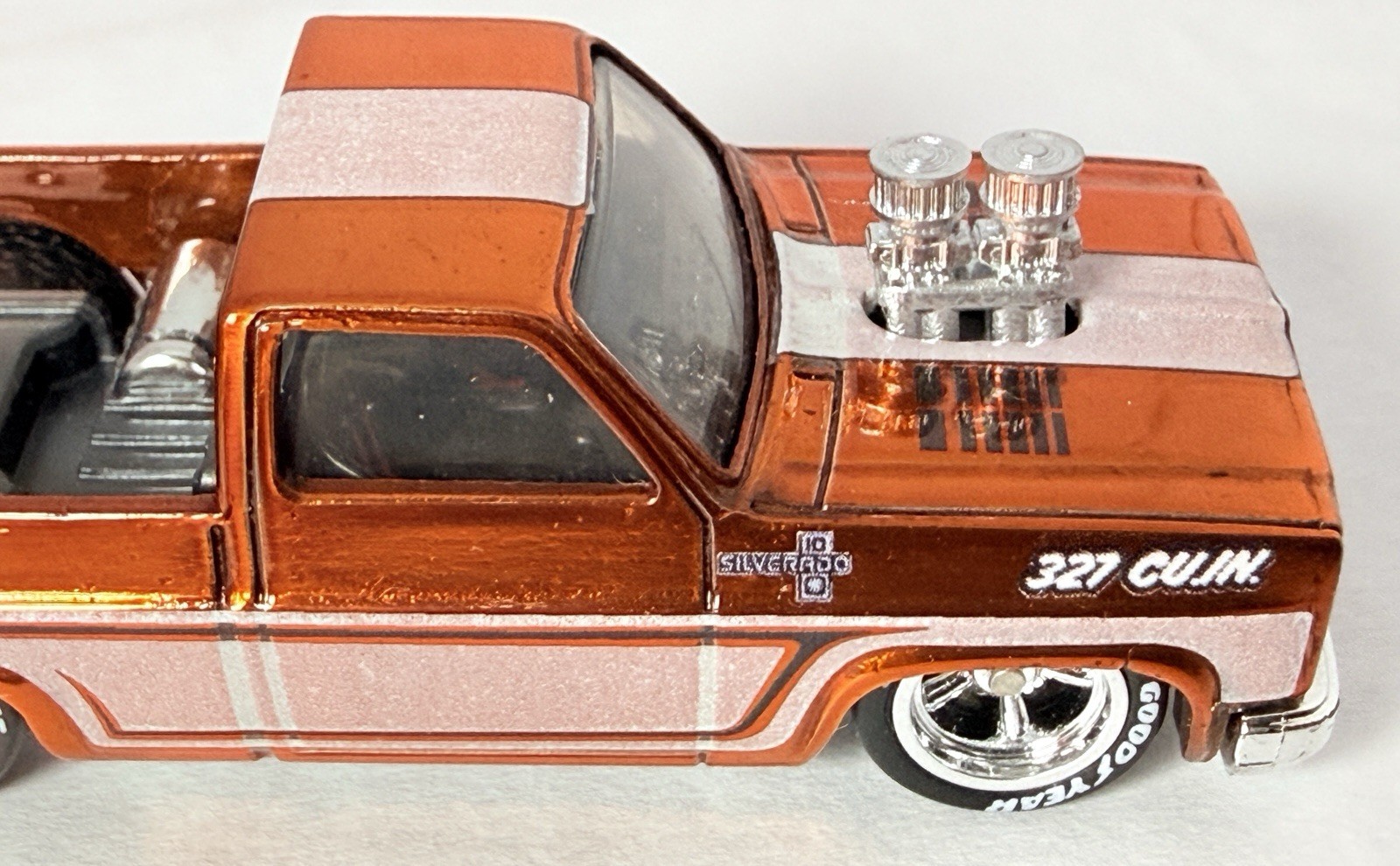 Hot Wheels Custom ’83 Chevy Silverado Holley 327 Copper Real Riders Loose Pickup