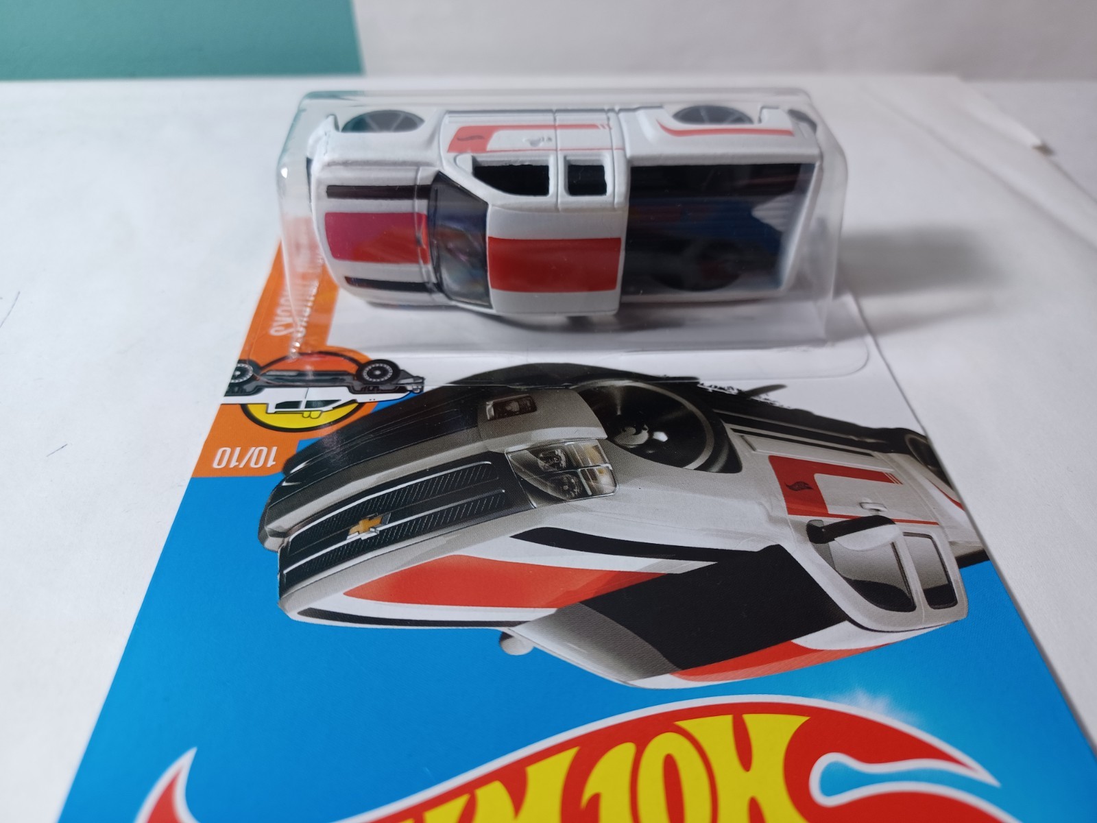 Hot Wheels Chevy Silverado lot of 3, 2007 New M 2012 Main Street 2016 Hot Trucks