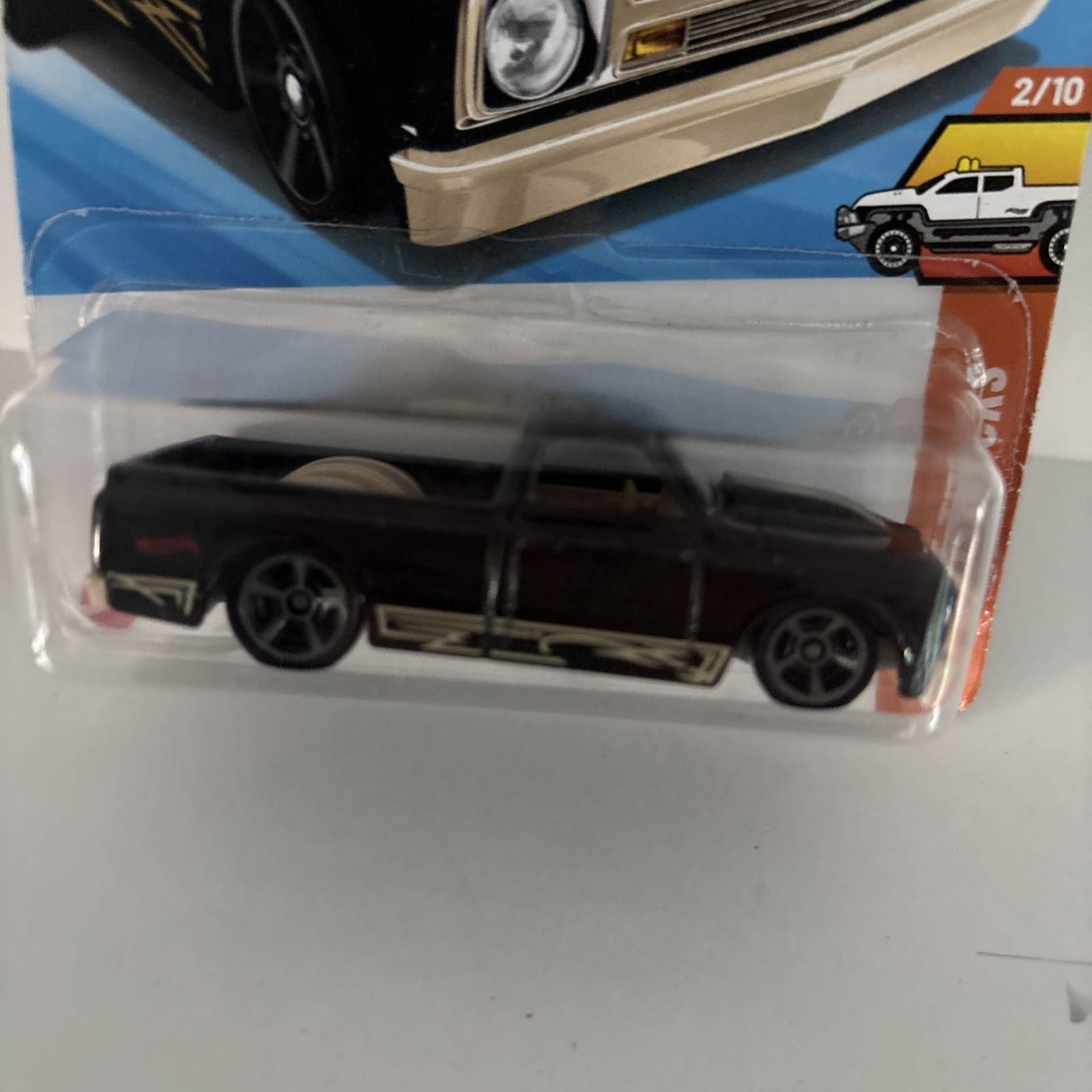 HOT WHEELS ’67 Chevy C10 Black Pickup HW Hot Trucks Mainline HYX51 2025