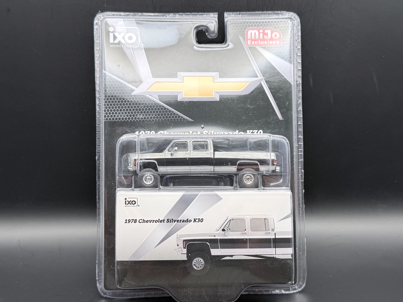 IXO Model 1978 Chevy Silverado K30 Crew Cab Fleetside Lifted 1012 1/64 CHASE RAW