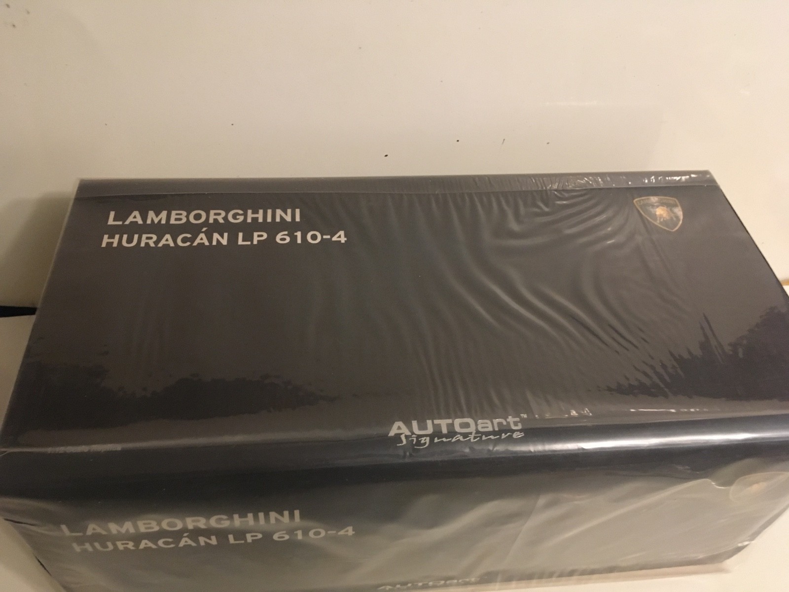 LAMBORGHINI HURACAN LP610-4 MATT BLACK 1/12 MODEL CAR BY AUTOART NEW IN BOX