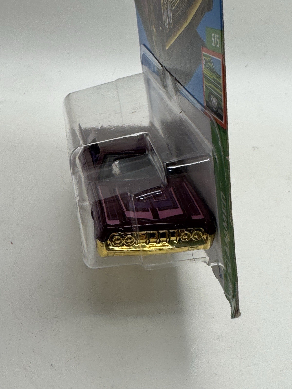 Hot Wheels HW Slammed ’64 Lincoln Continental – 1:64 Diecast Car