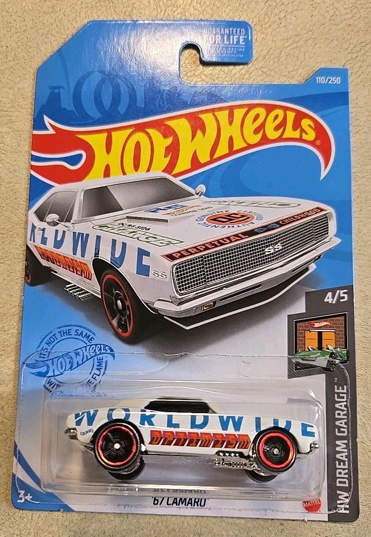 9 Mattel Hot Wheels Muscle Cars Camaro Challenger King Kuda Charger Corvette