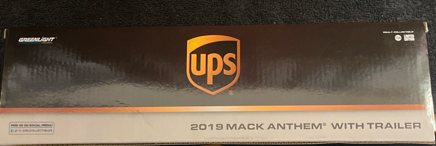 Greenlight 1/64 2019 Mack Anthem With Trailer UPS