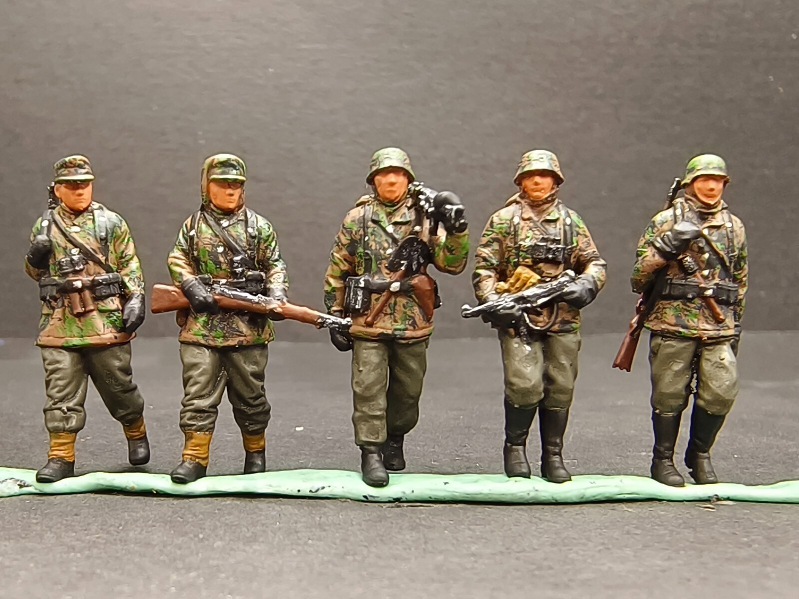 1/72 TANK 1:72 WW2 germany soldiersPatrol team military toy TotalWar diorama