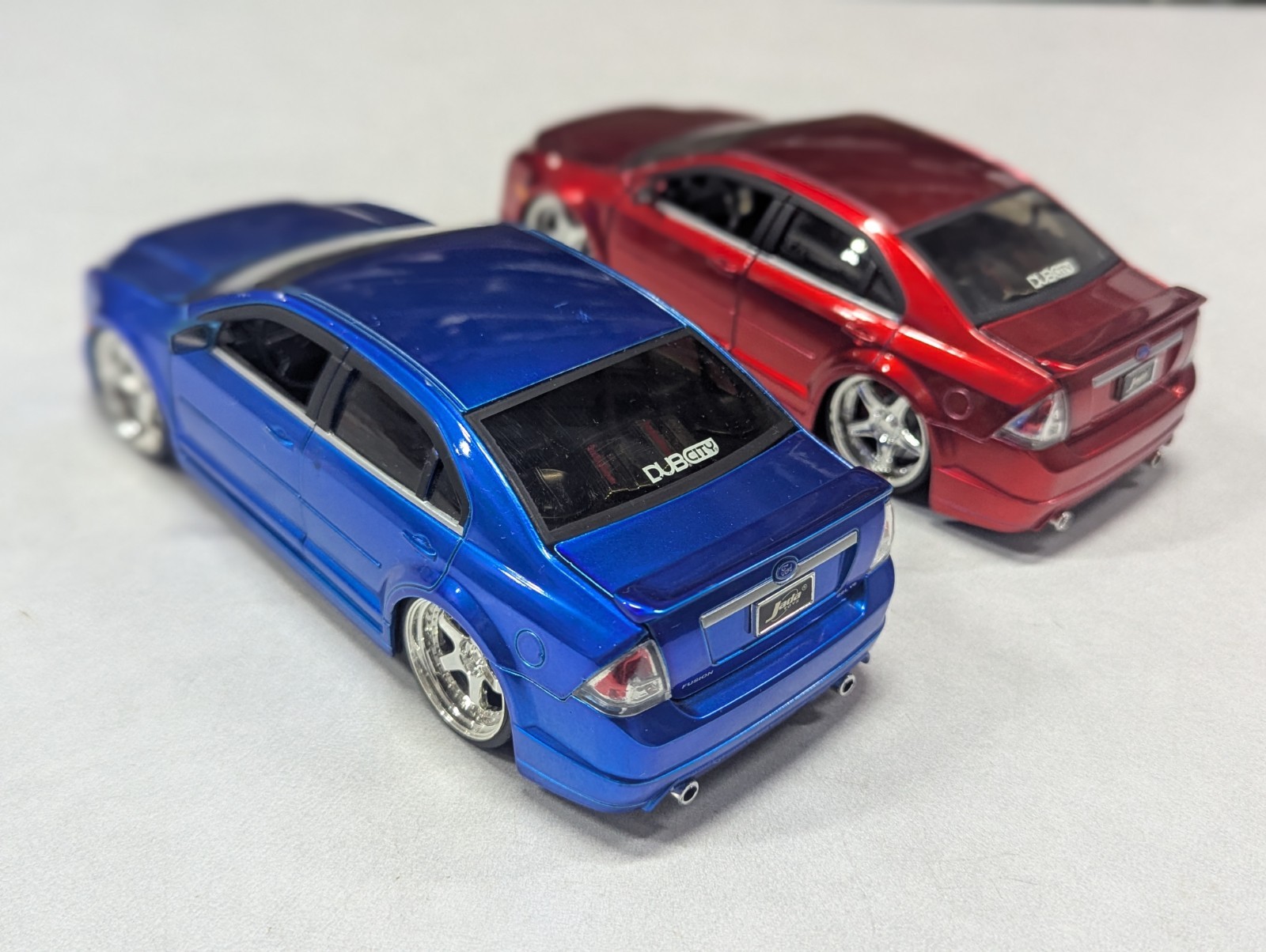JADA DUB CITY 2006 FORD FUSION BLUE & RED 1:24 DIECAST MODEL USED Scuffs NO BOX