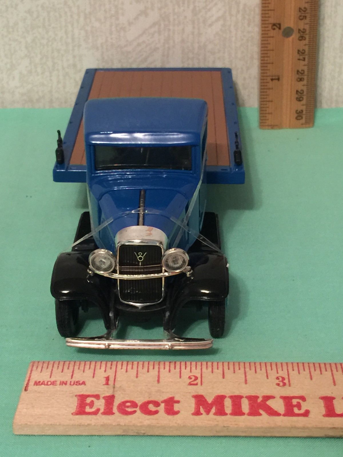 1934 Ford Truck Die Cast Toy in Box with C.O.A. (G43)