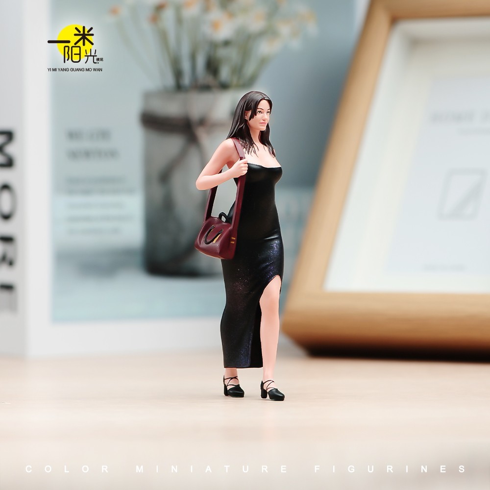 1/18 Miniatures Long Dress Beauty Girl Scene Props Figures Model For Cars