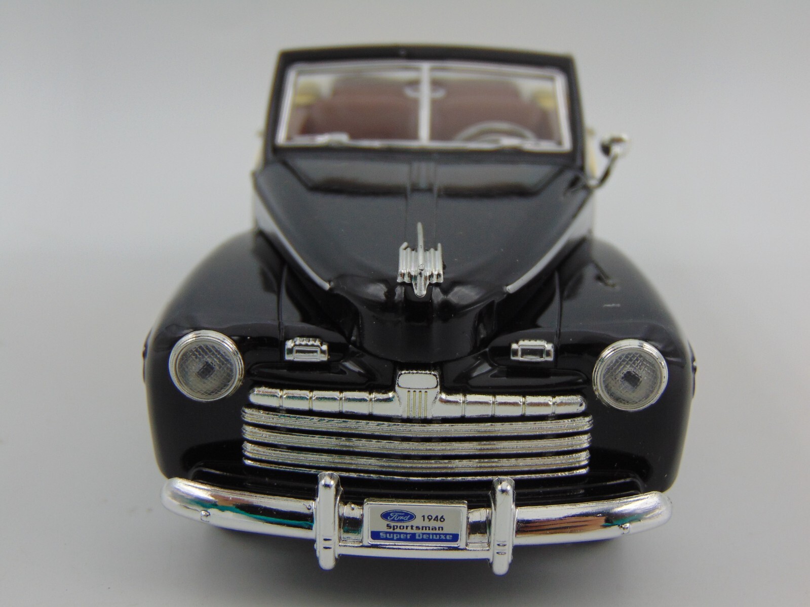 National Motor Museum Mint Silver Age of Ford 1946 Super Deluxe Convertible
