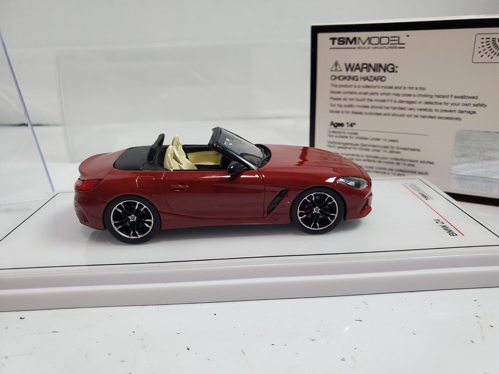 TSM Model 1:43 BMW Z4 RED – Open Box – Damaged Case