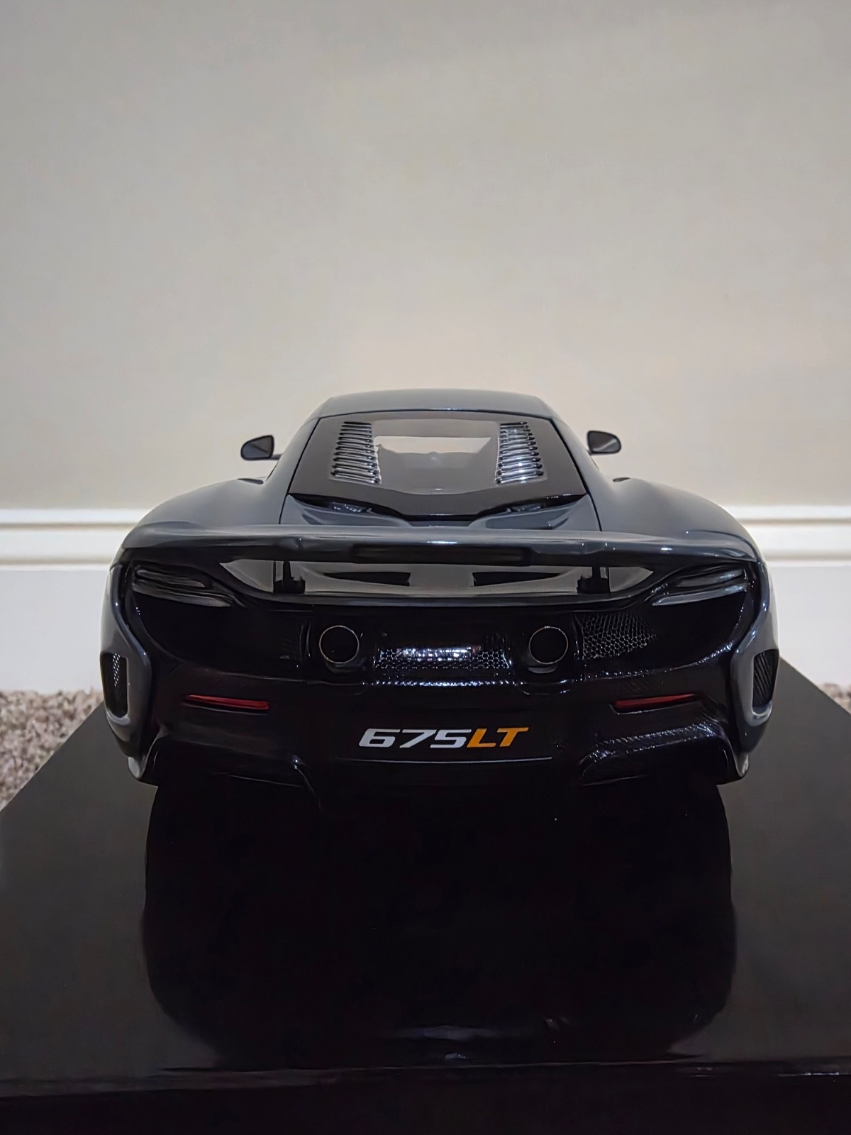 AUTOart 1/18 Mclaren 675LT Chicane GREY 76047